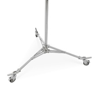 Avenger Overhead Stand 58, Braked Wheels, 3 Risers, Silver - 5.8m