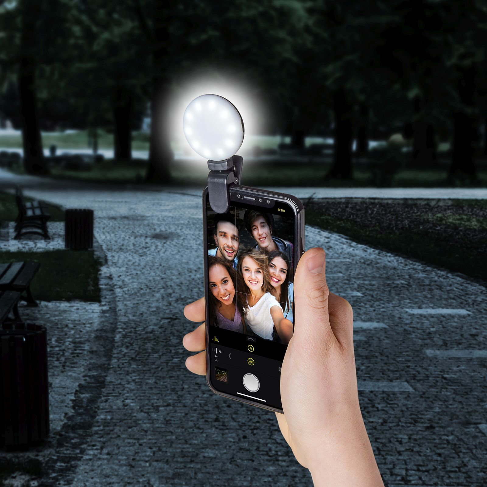 Celly Click Selfie Light with 3 Tones - Black main image